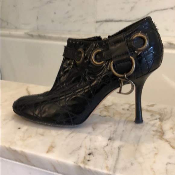 Dior black patent carnage ankle bootie (size 36.5) - Picture 2 of 3
